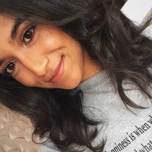 Meet your Posher, Sapna